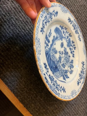 Lot 250 - A group of five English Delft pottery plates