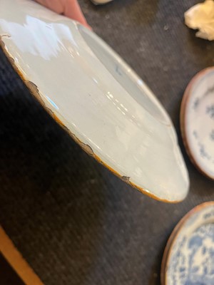 Lot 250 - A group of five English Delft pottery plates