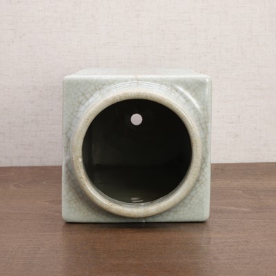 Lot 139 - A Chinese ge-type cong vase