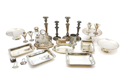 Lot 86 - A collection of silver plated items