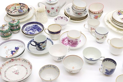Lot 129 - A collection of English and Continental porcelain