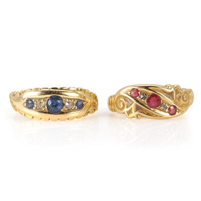 Lot 24 - Two antique 18ct gold rings