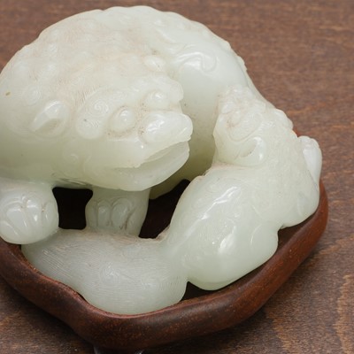 Lot 112 - A Chinese jade carving