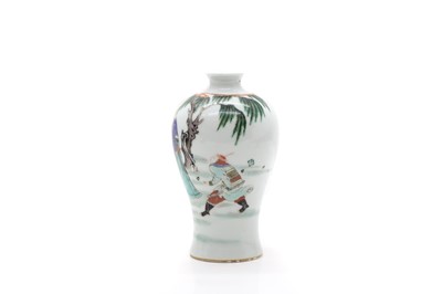 Lot 216 - A Chinese famille verte meiping vase