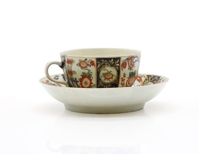 Lot 122 - A First Period Worcester porcelain teacup and saucer