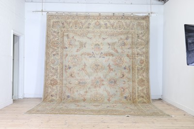 Lot 422 - A Ziegler Mahal style carpet