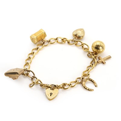 Lot 462 - A 9ct gold charm bracelet