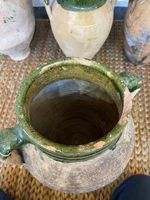 Lot 8 - A group of four terracotta pots