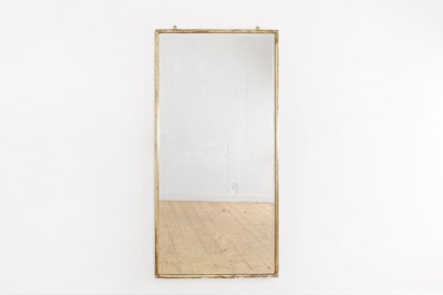 Lot 72 - A giltwood pier mirror