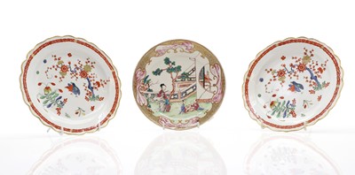 Lot 125 - A pair of Barr Worcester porcelain Kakiemon plates