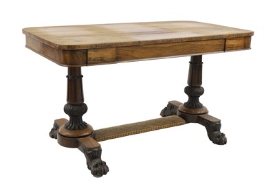 Lot 568 - A Victorian rosewood centre table