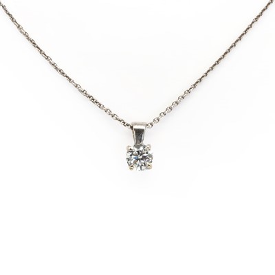 Lot 172 - An 18ct white gold single stone diamond pendant and chain