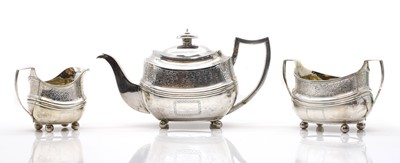 Lot 38 - A George III silver tea service