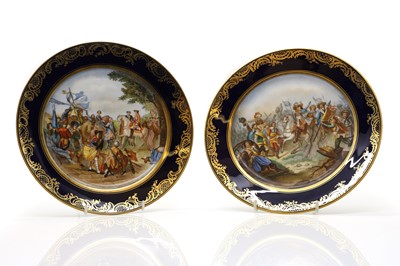 Lot 198 - A pair of Sevres style porcelain cabinet plates