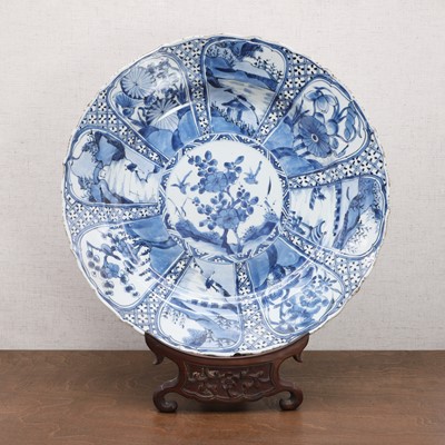 Lot 34 - A Chinese export blue and white charger