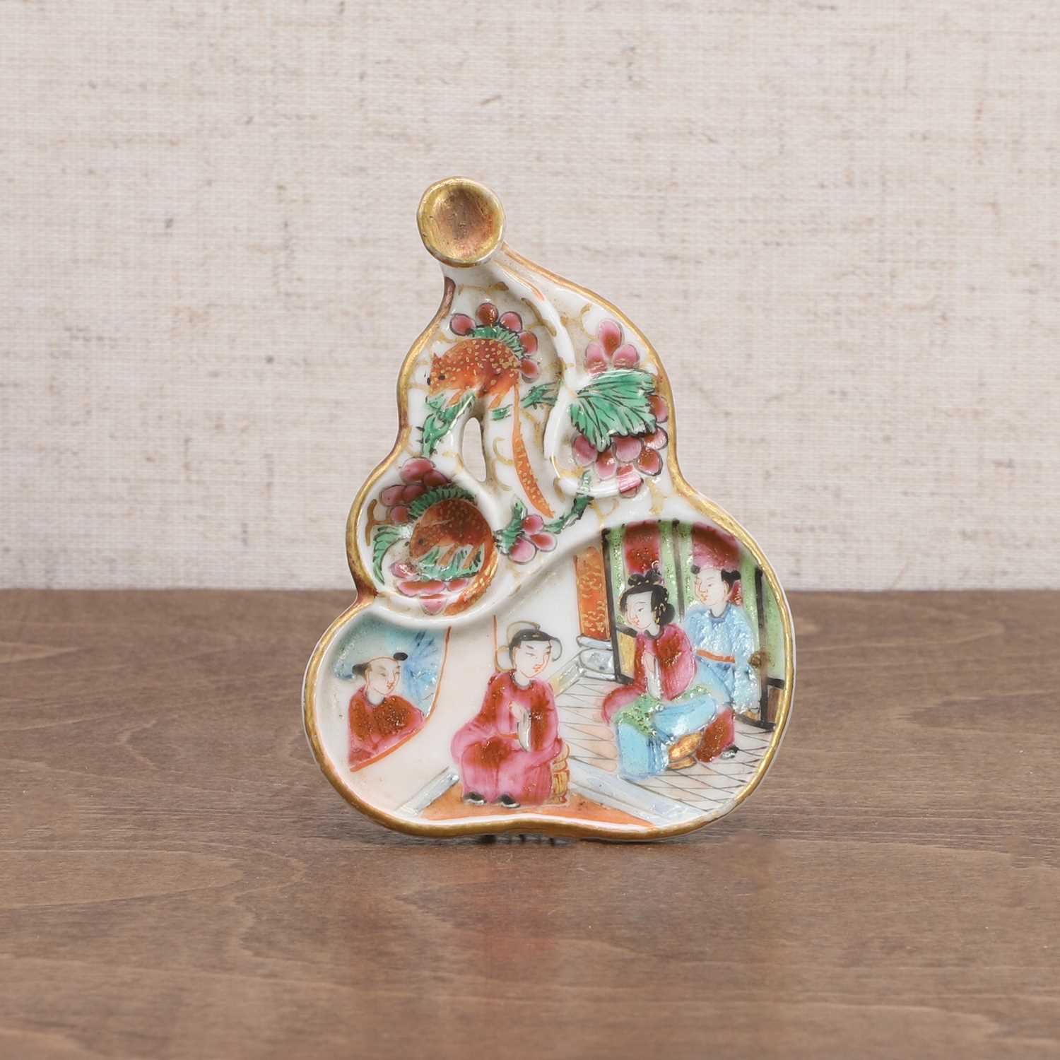 Lot 231 - A Chinese Canton famille rose brush lick