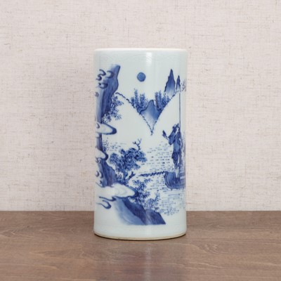 Lot 27 - A Chinee blue and white brush pot