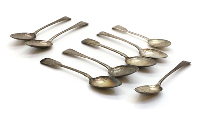 Lot 76 - A collection of silver teaspoons