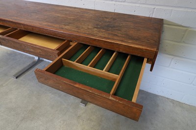 Lot 127 - A 'Planar' console table