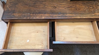 Lot 127 - A 'Planar' console table