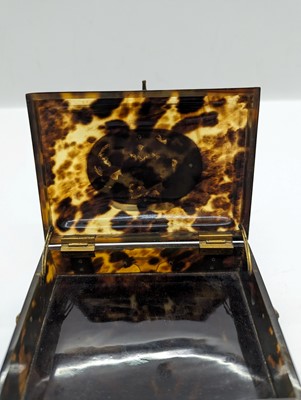 Lot 274 - A tortoiseshell cantilever box