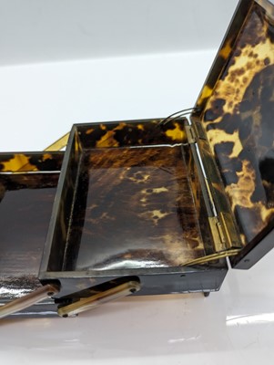 Lot 274 - A tortoiseshell cantilever box