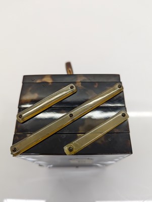 Lot 274 - A tortoiseshell cantilever box