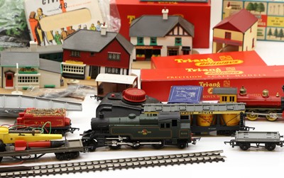 Lot 335 - A collection of model railway accessories and carriages