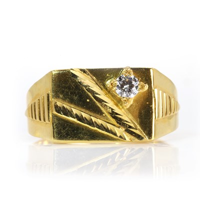 Lot 511 - A gentlemen's cubic zirconia ring