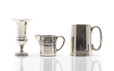 Lot 34 - A group of silver items