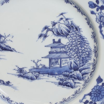 Lot 56 - A collection of eighteen Chinese Nanking cargo blue and white plates