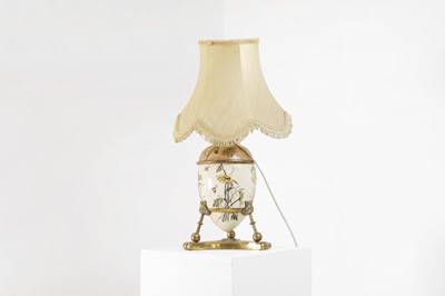 Lot 275 - A Victorian porcelain oil lamp