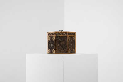 Lot 288 - A paper-scroll tea caddy