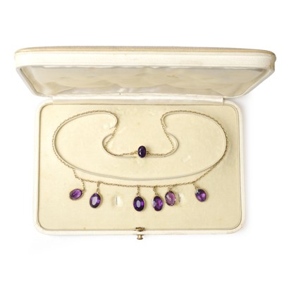 Lot 65 - An early 20th century amethyst fringe necklace