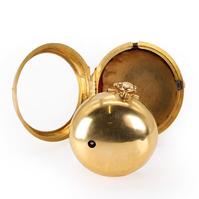 Lot 303 - A Georgian 18ct gold pair cased verge fusee pocket watch