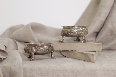 Lot 42 - A pair of silver cauldron salts