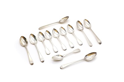 Lot 70 - A set of six George III silver dessert spoons