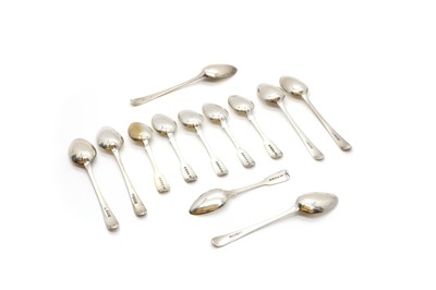 Lot 70 - A set of six George III silver dessert spoons