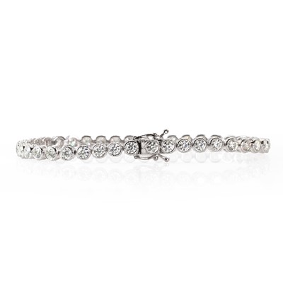 Lot 223 - A white gold diamond line bracelet