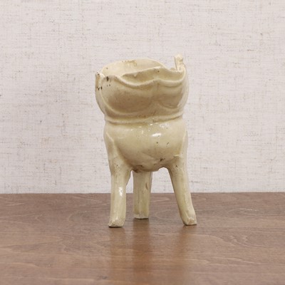 Lot 246 - A Chinese Zhangzhou ware jue cup