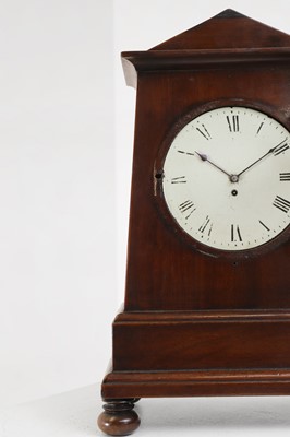 Lot 279 - A Regency mahogany mantel clock