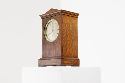 Lot 271 - A Regency oak-cased mantel clock