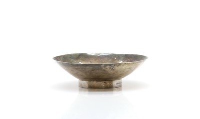 Lot 69 - A Britannia silver bowl