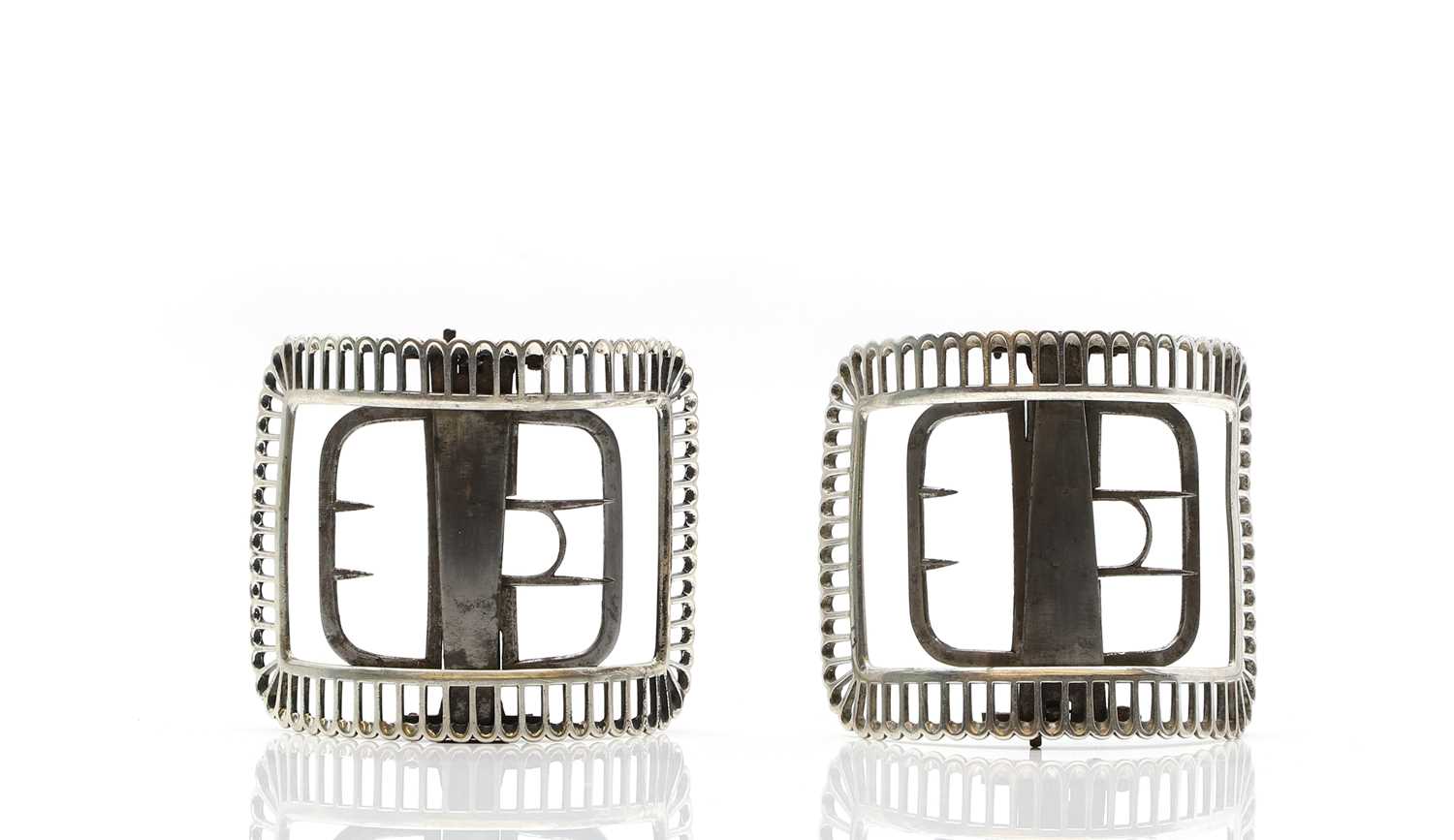 Lot 101 - A pair of silver shoe buckles