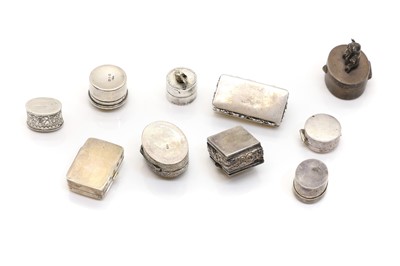 Lot 61 - A group of silver pill boxes