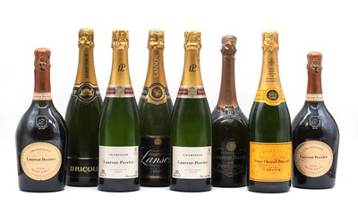 Lot 173 - A selection of non-vintage champagnes