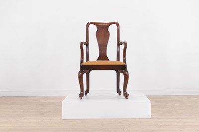 Lot 471 - A George II mahogany armchair