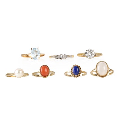 Lot 360 - A group of gem set rings