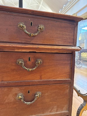 Lot 88 - A large George III mahogany library desk