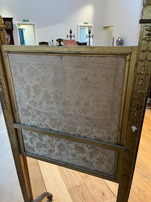 Lot 99 - A Regency giltwood fire screen in the manner of Thomas Chippendale the Younger